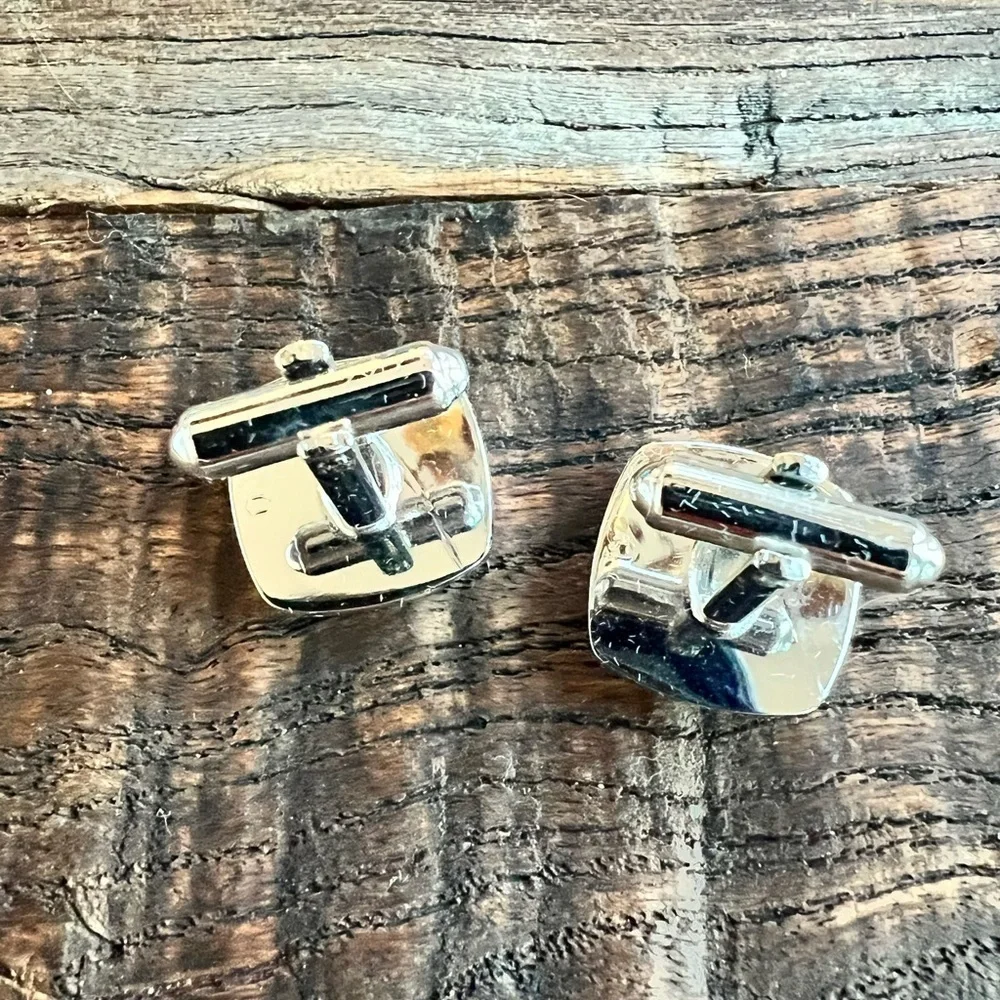 N/A elegant silver